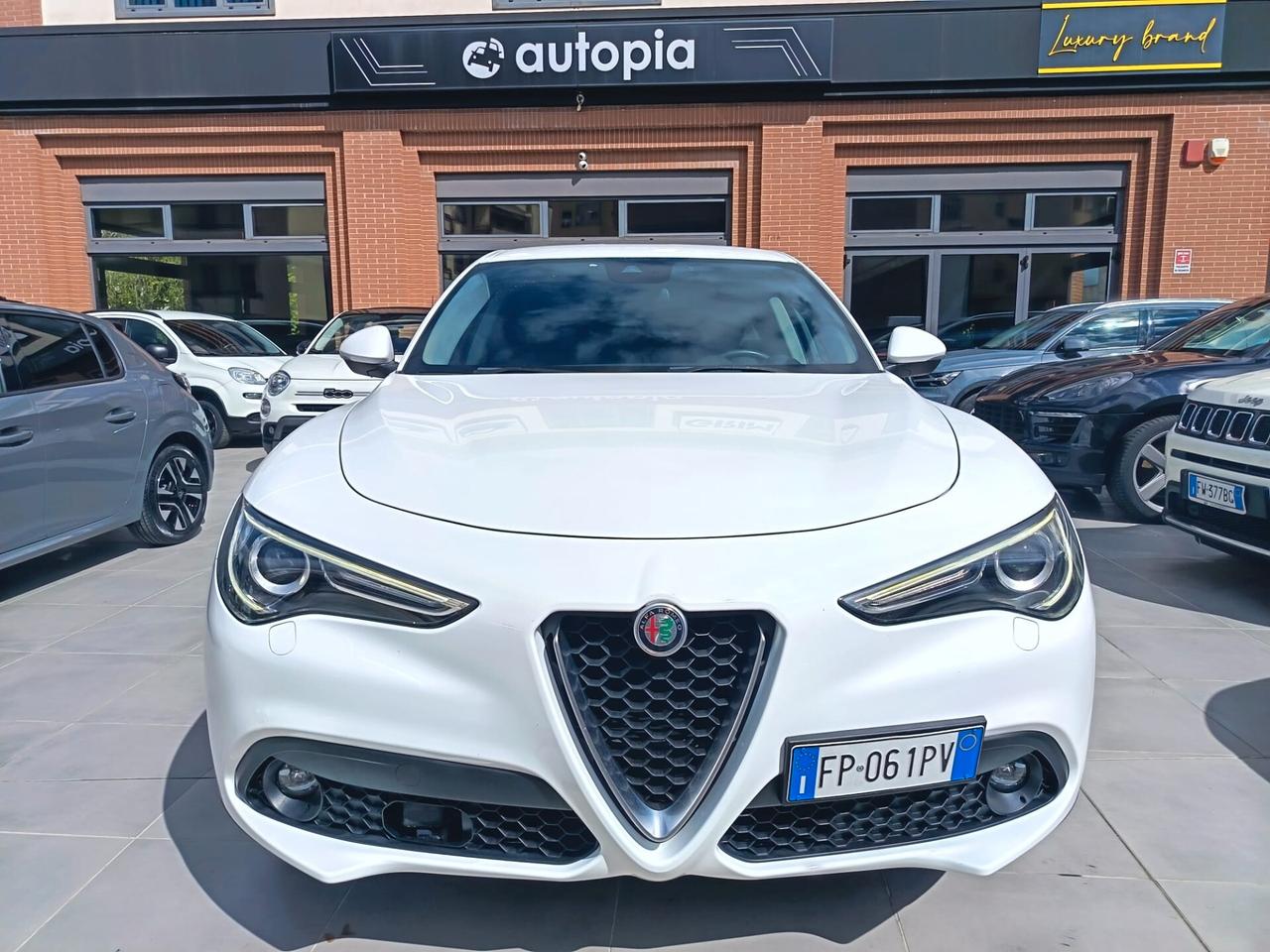 Alfa Romeo Stelvio 2.2 Turbodiesel 210 CV AT8 Q4 Business