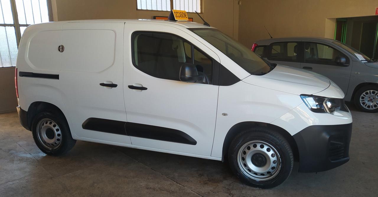 Peugeot Partner BlueHDi 100 L1 Furgone Premium