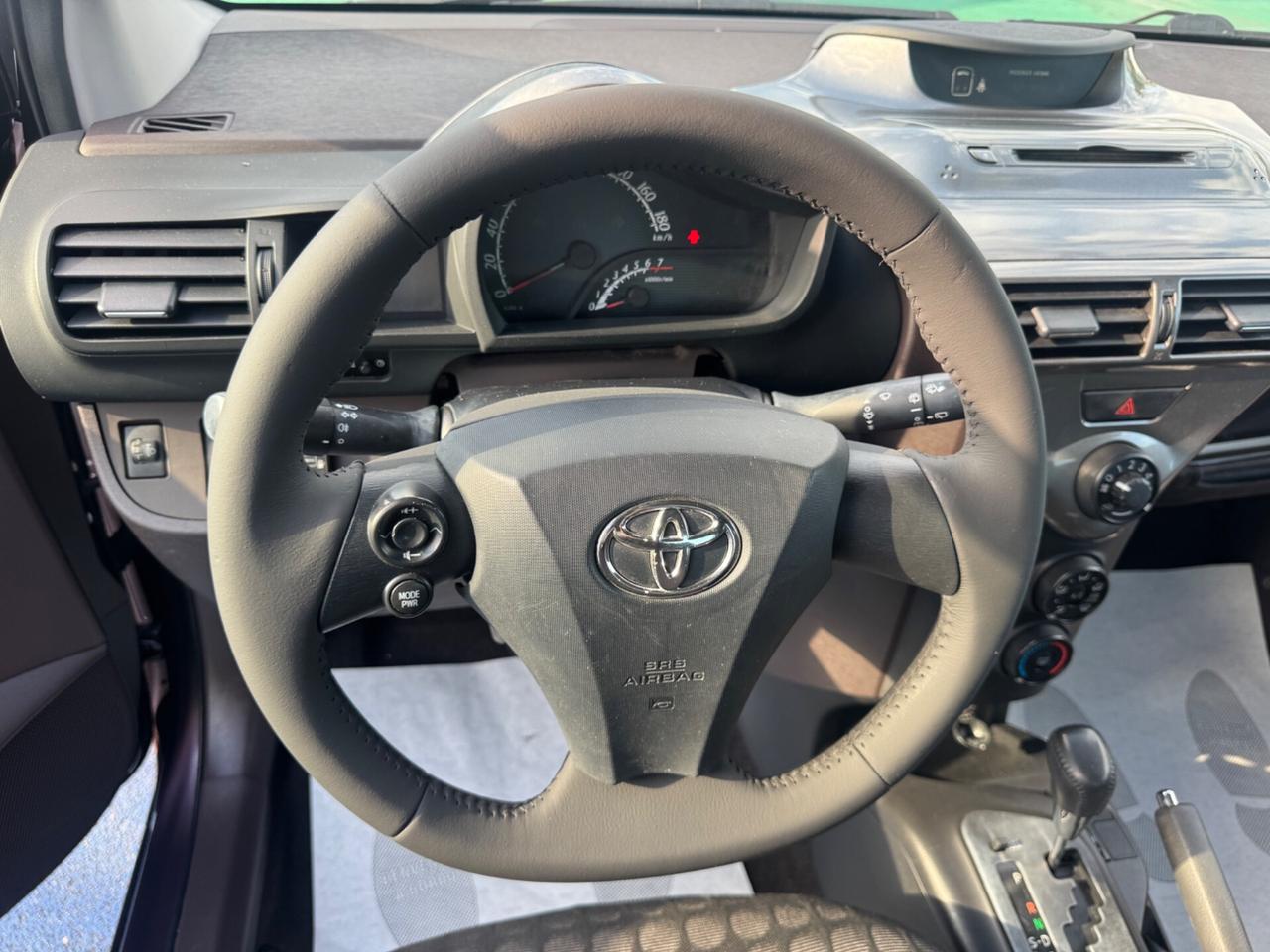 Toyota iQ 1.0 GPL E AUTOMATICA