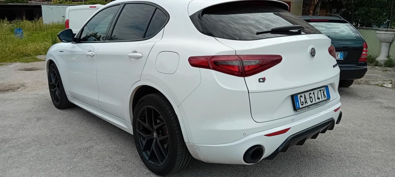 Alfa Romeo Stelvio 2.0 Turbo 280 CV AT8 Q4 Veloce