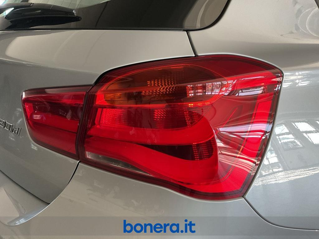 BMW Serie 1 5 Porte 120 d Urban xDrive Auto