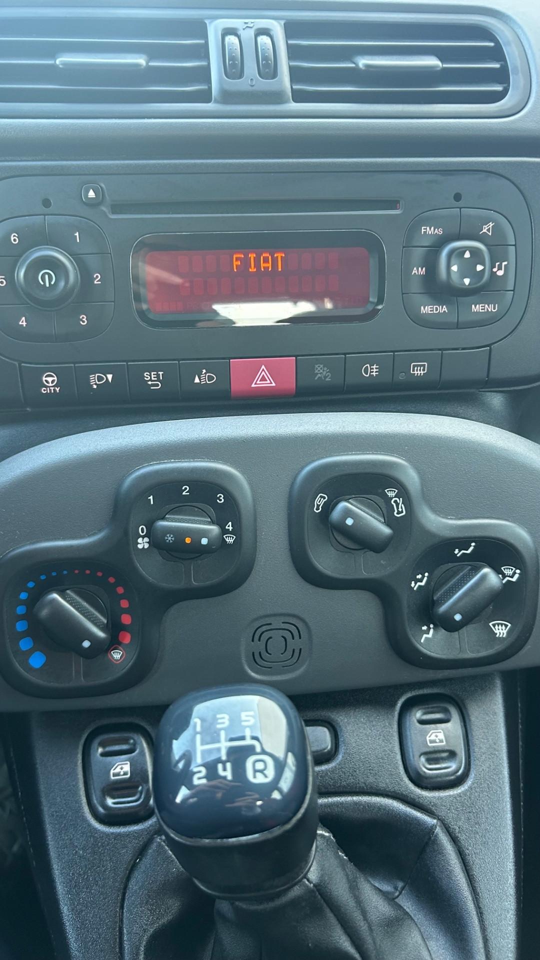 Fiat Panda 1.2 Easy 5 porte unico prop 5 posti