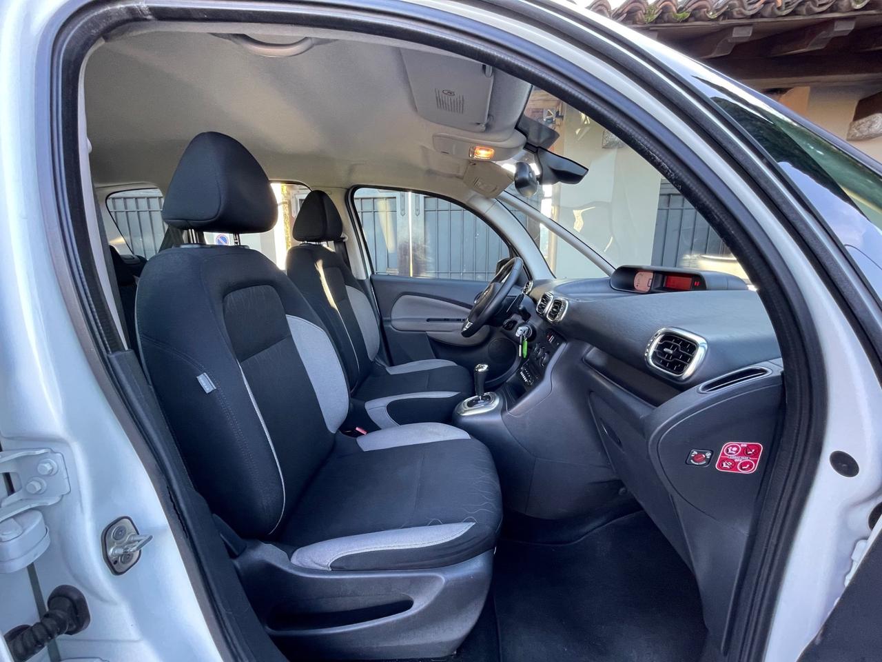 Citroen C3 Picasso 1.6 e-HDi Exclusive *AUTOMATICA*