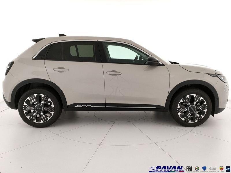 FIAT 600 1.2 Hybrid 110 CV DCT MHEV La Prima