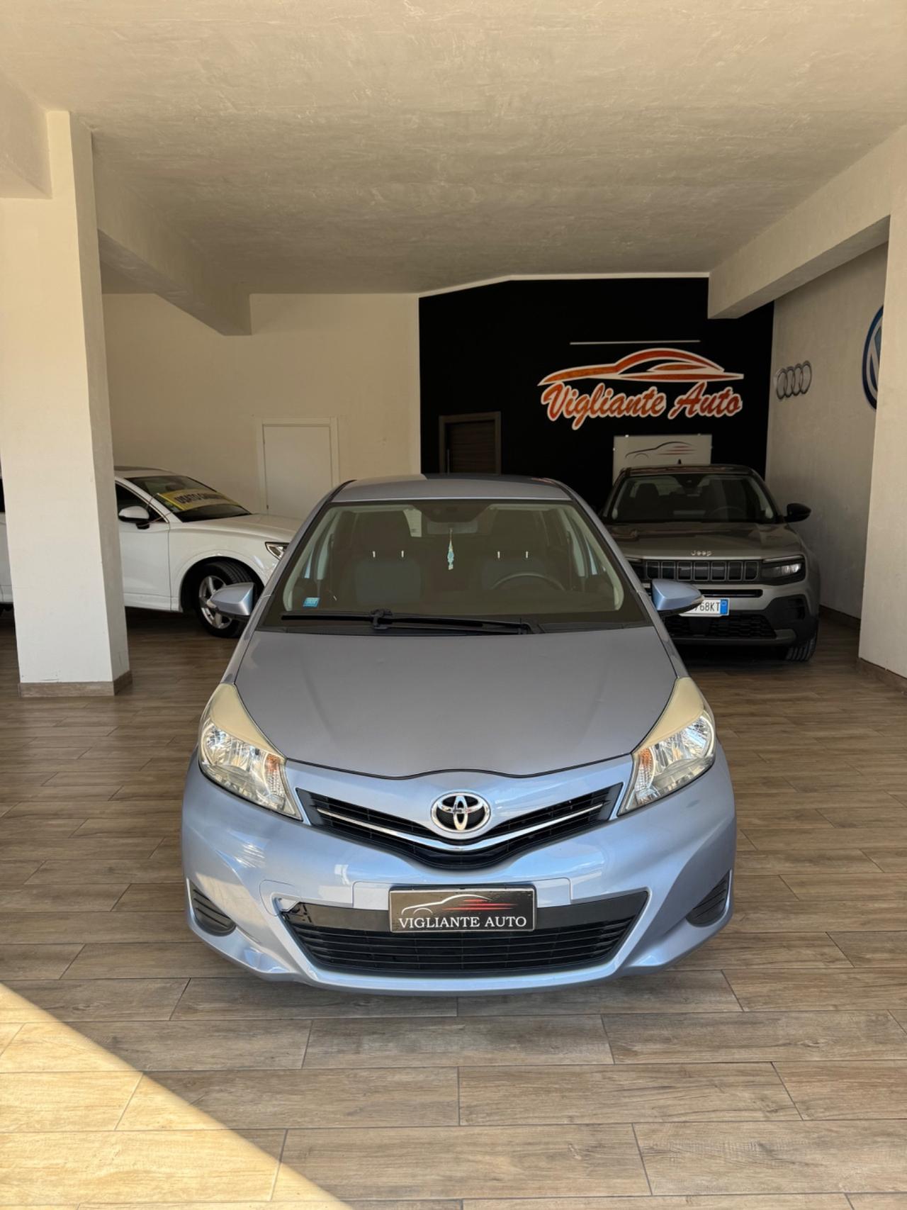 Toyota Yaris 1.4 D-4D 5 porte Lounge