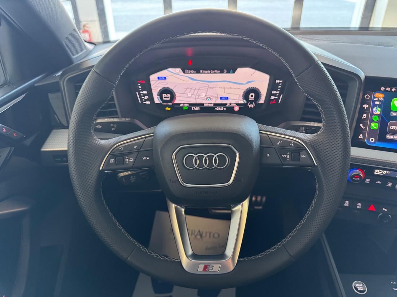 Audi A1 Allstreet 35 TFSI 150cv S Tronic S line Interiors