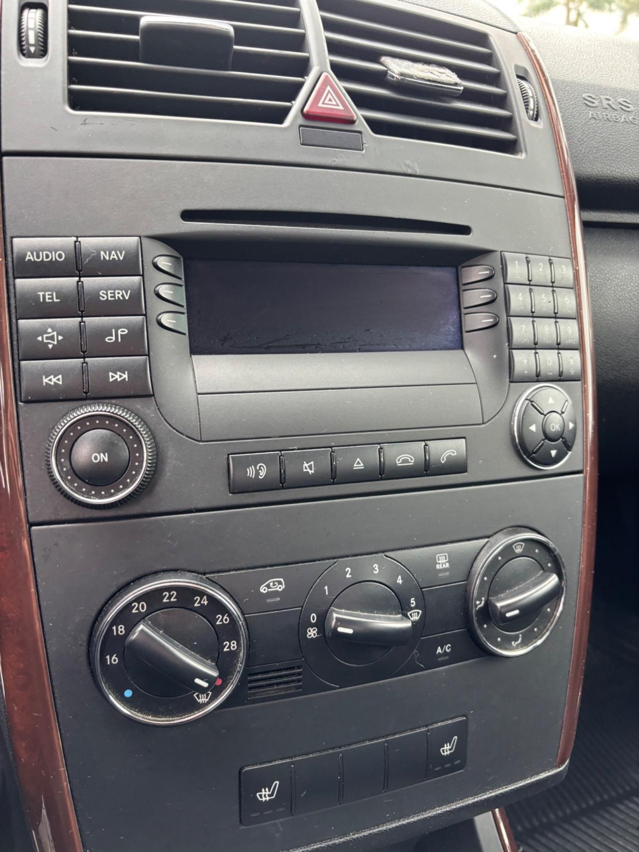 MERCEDES CLASSE-A150 AVANTGARDE 45.000KM