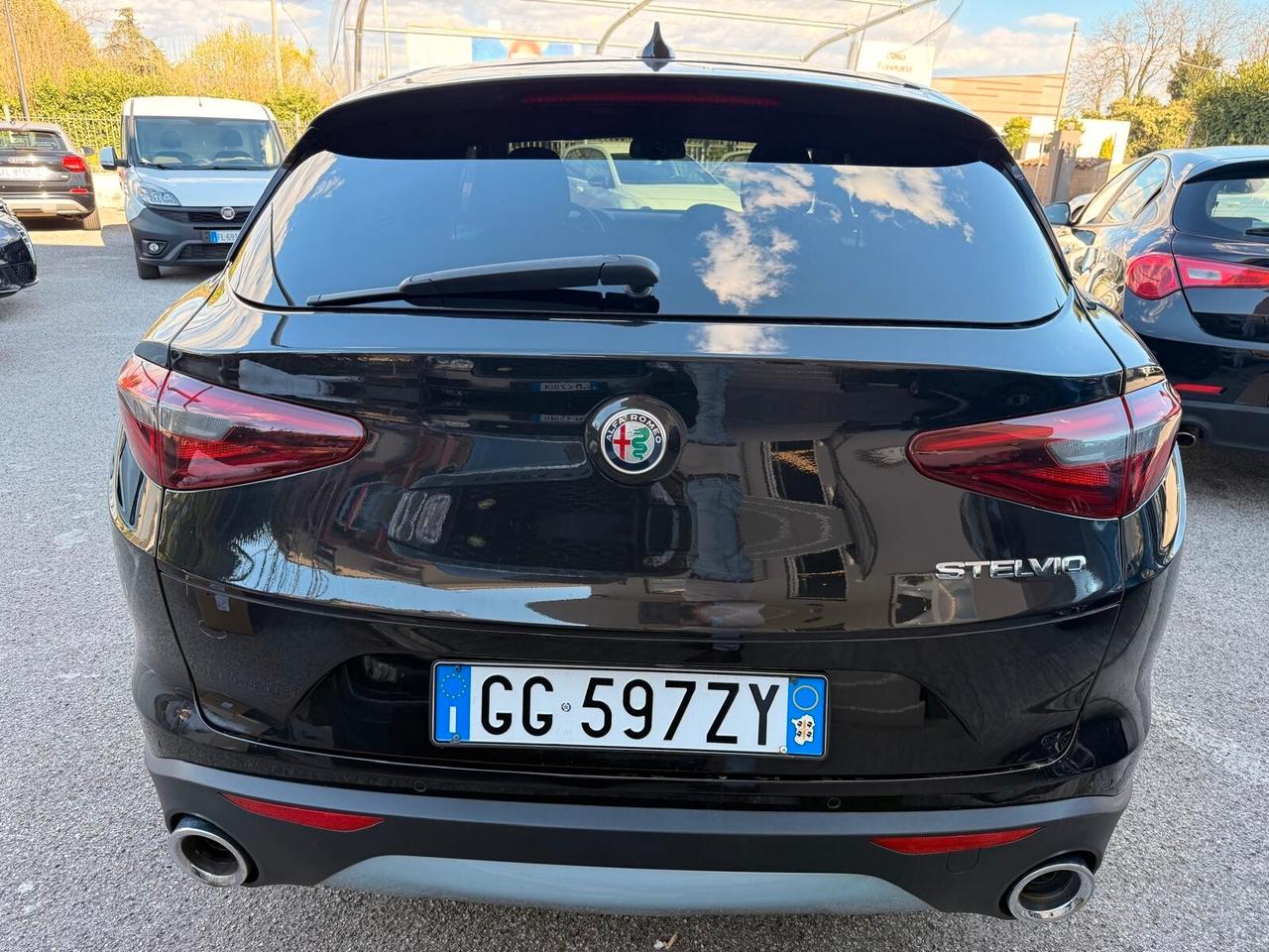 Alfa Romeo Stelvio 2.2 Turbodiesel 190 CV AT8 Q4 Executive 18"