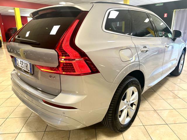 VOLVO XC60 B4 automatico FULL LED NAVI APPLE CAR 30.000 KM