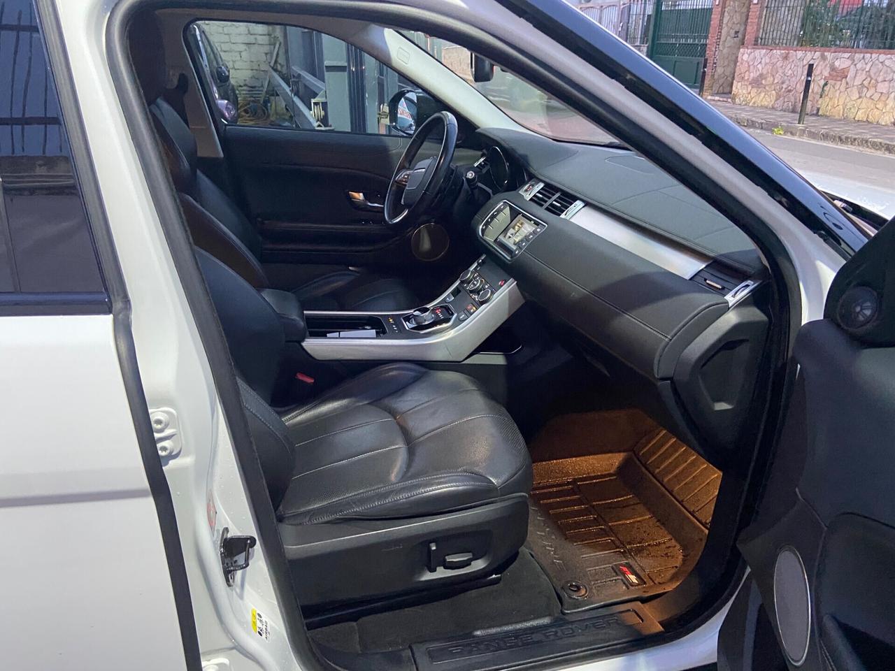 Land Rover Range Evoque 2.0 TD4 150 CV 5p. Pure