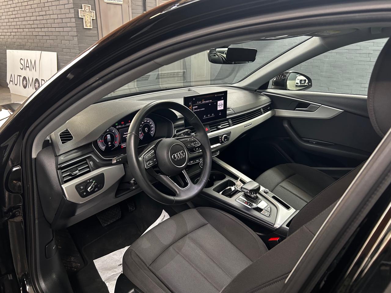 Audi A4 Avant 40 TDI quattro S tronic Sport