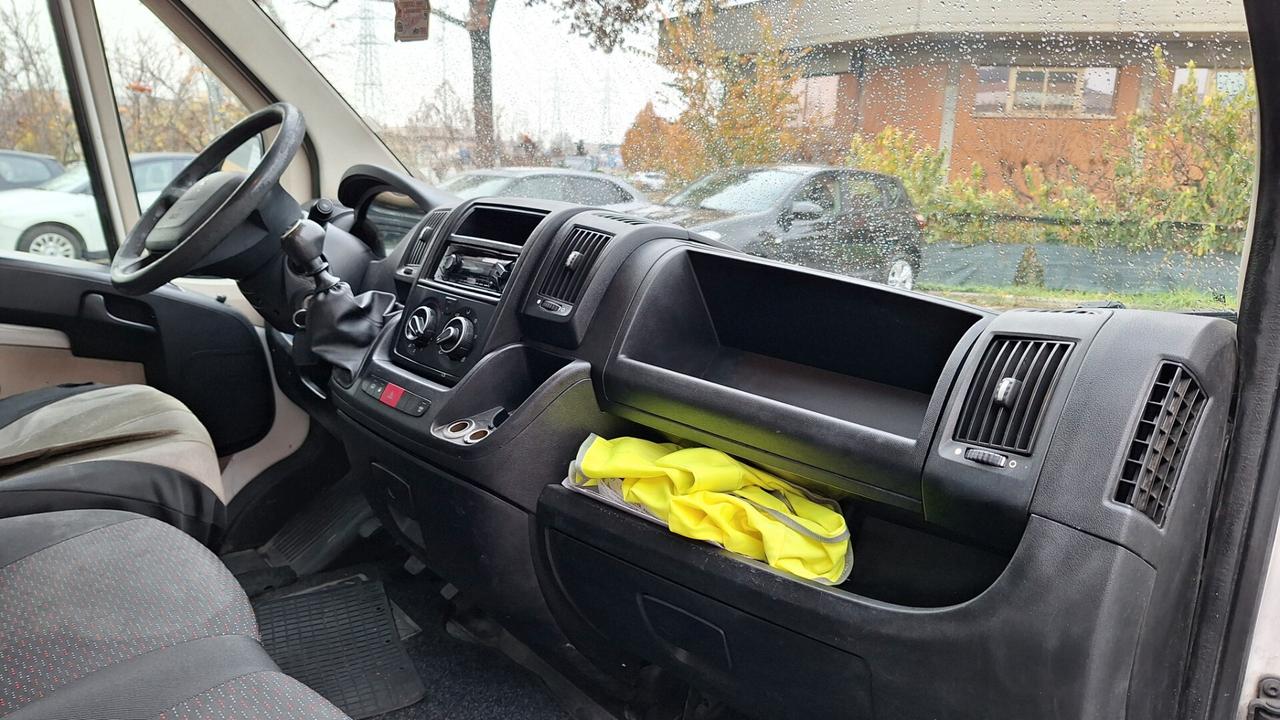 Peugeot Boxer 333 2.2 HDi/130CV FAP PM Cabinato