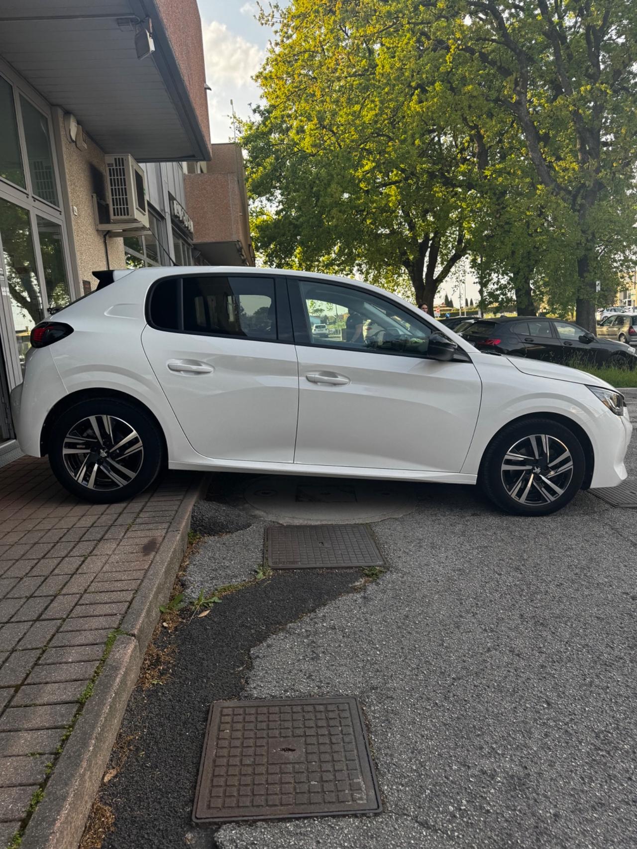 Peugeot 208 PureTech 100 Stop&Start 5 porte Allure Pack