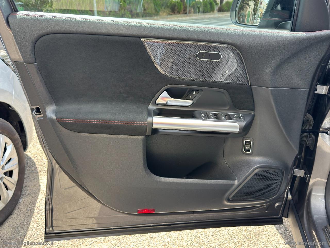 MERCEDES-BENZ GLA 180 d Automatic AMG Line Adv.Plus