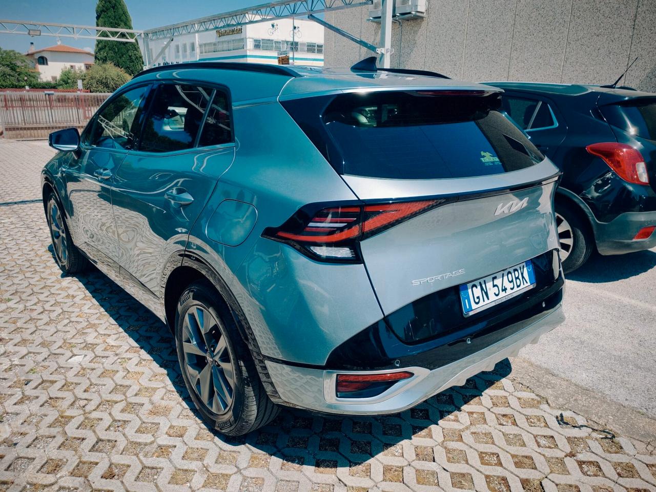 Kia Sportage 1.6 TGDi HEV AT GT-line