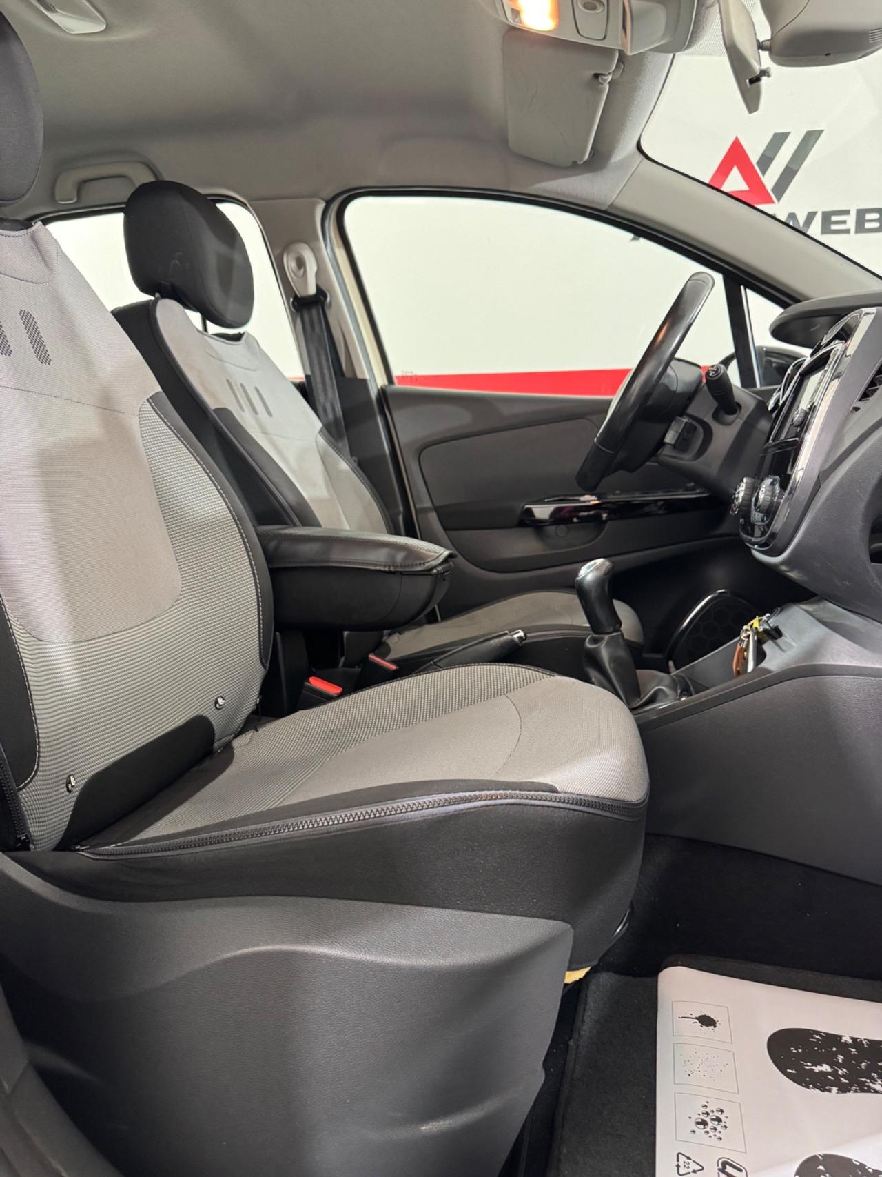 Renault Captur TCe 90 CV Energy Intens EURO 6B Full Optional