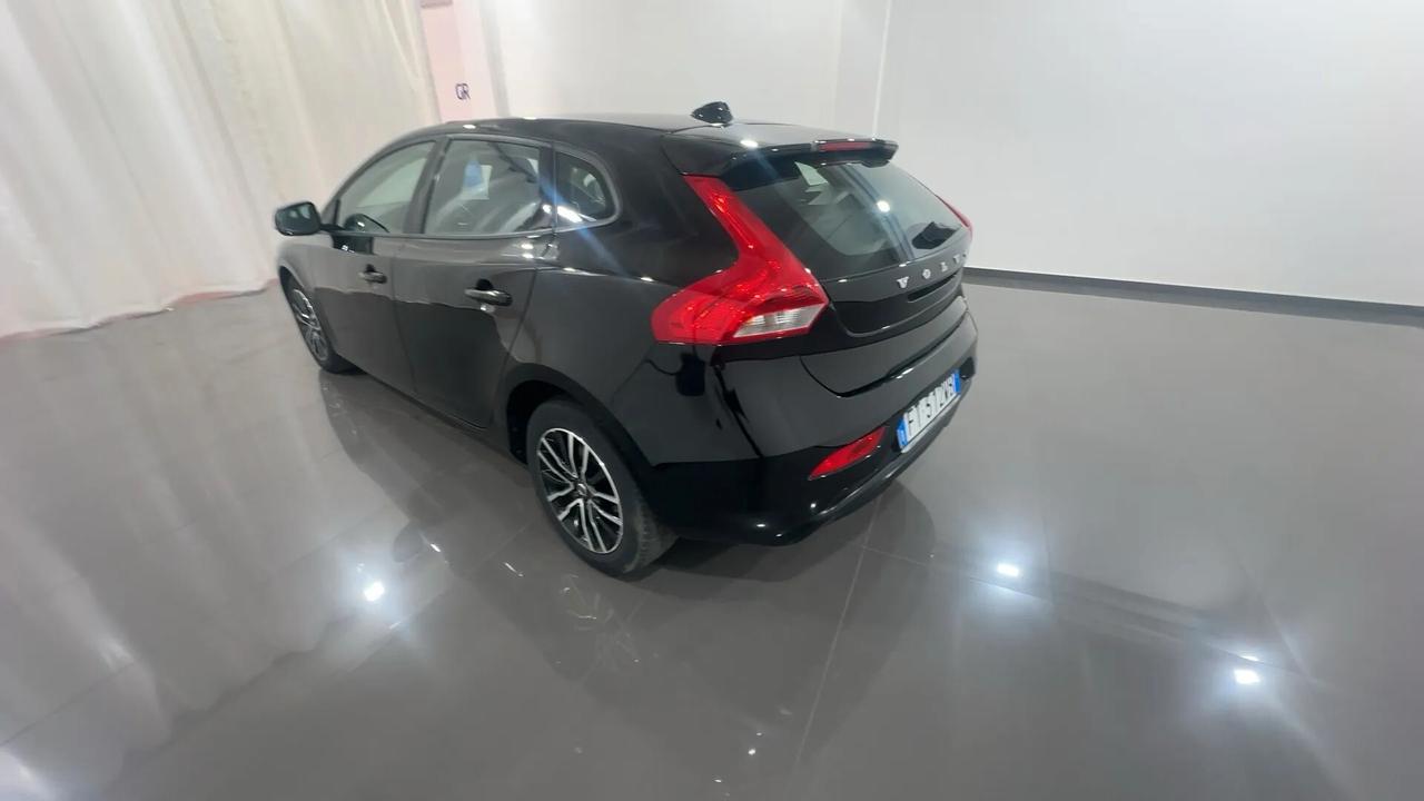 Volvo V40 T2 Business Plus
