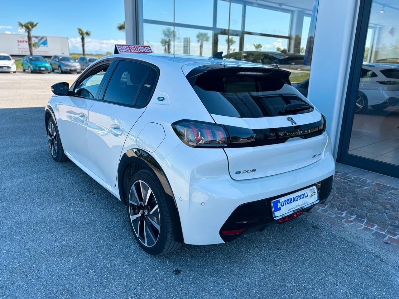 Peugeot 208 GT Line motore elettrico 5 porte SPOTICAR