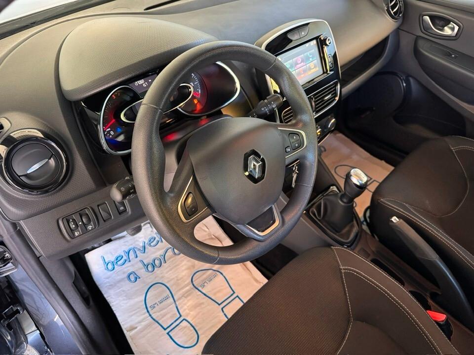 Renault Clio dCi 8V 90 CV 5 porte Moschino Intens