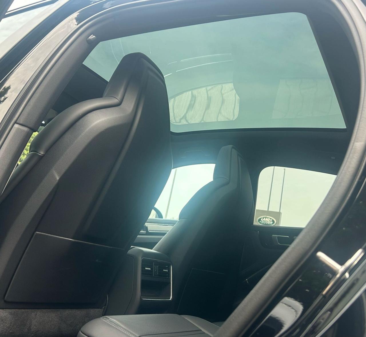 Porsche Cayenne Coupé 3.0 V6 Platinum Edition