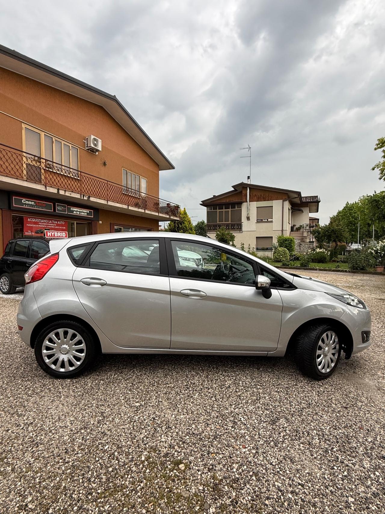 Ford Fiesta 1.4 5p. Bz.- GPL Titanium