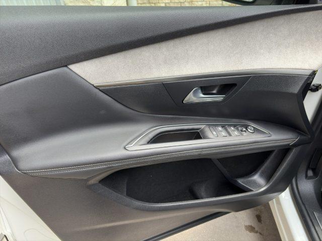 PEUGEOT 3008 1.5 BlueHDi 130cv GT pack EAT8