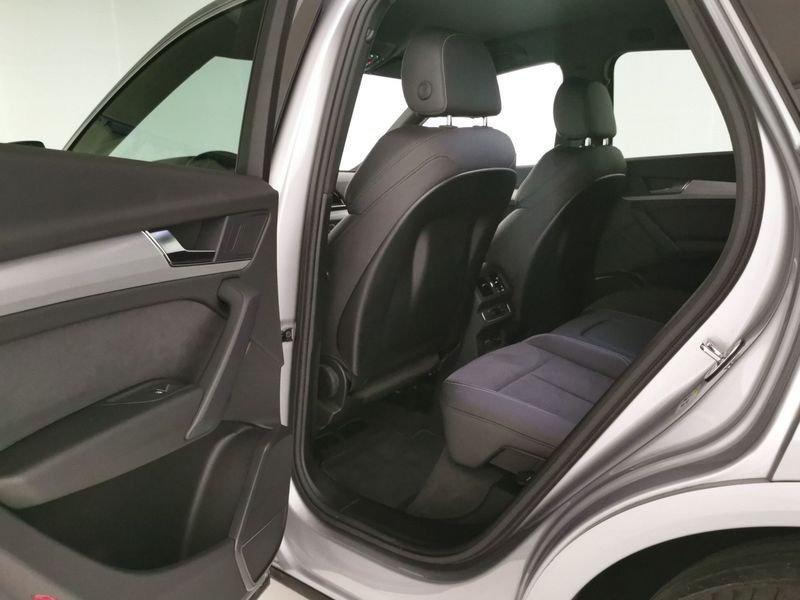 Audi Q5 Sportback 40 2.0 tdi mhev 12V S line quattro s-tronic