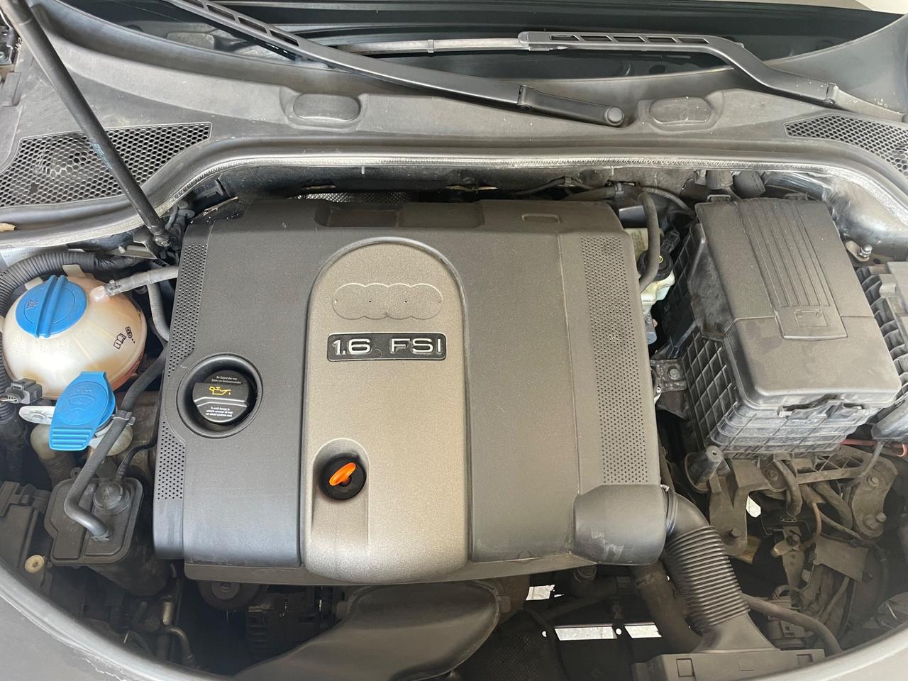 AUDI A3 SPB 1.6 FSI ATTRACTION "MANIACALE"