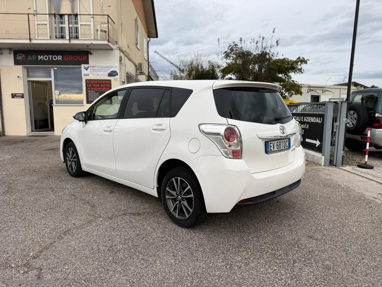 TOYOTA Verso 1.6 D-4D Style 7 posti