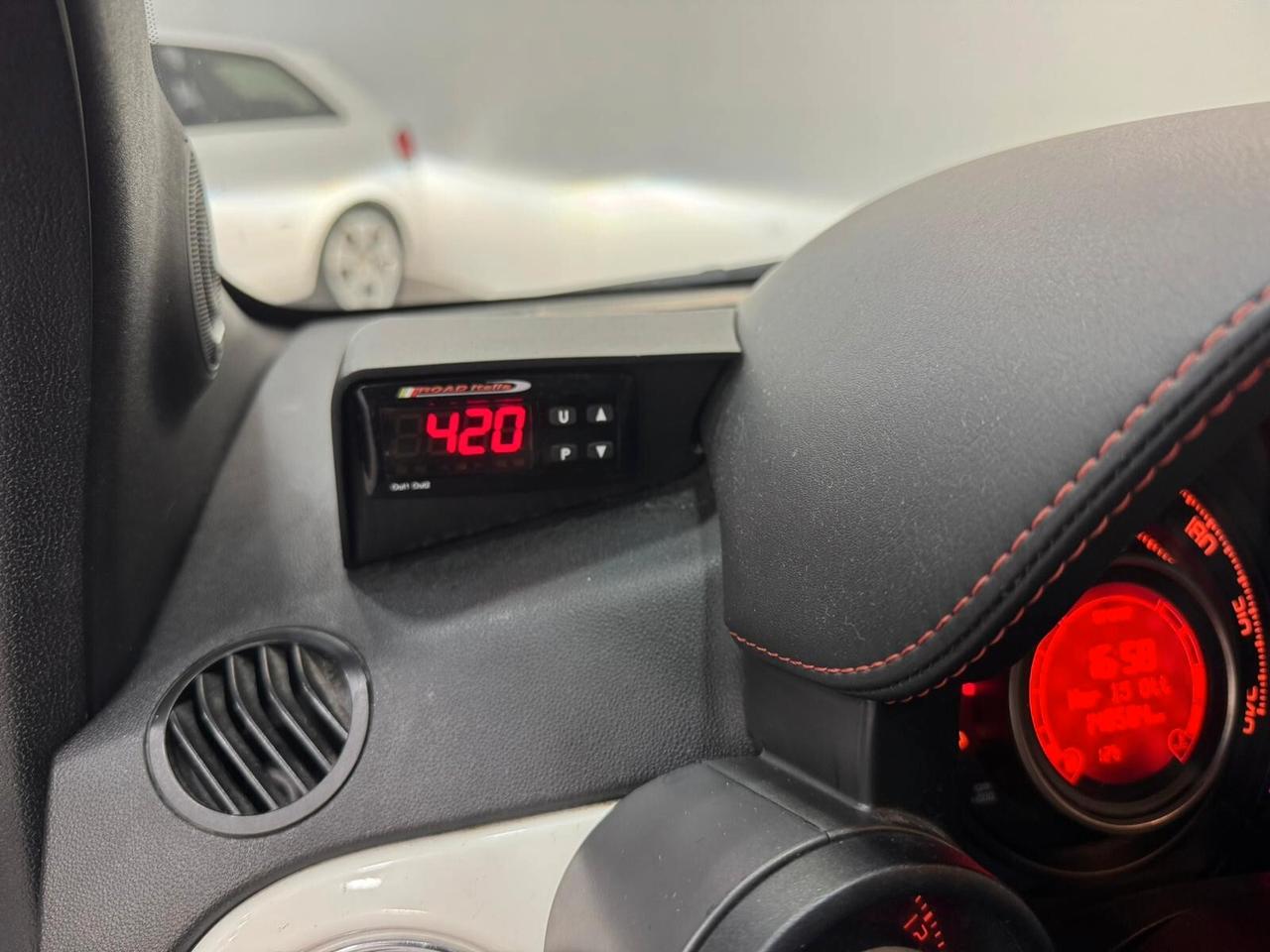 Abarth 500 1.4 Turbo T-Jet Esseesse