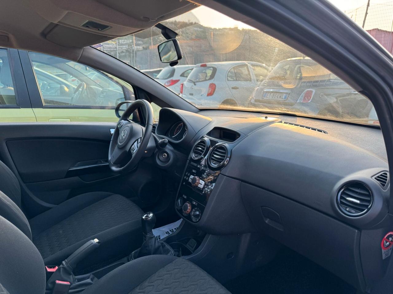 Opel Corsa 1.2 85CV 5 porte GPL-TECH Edition