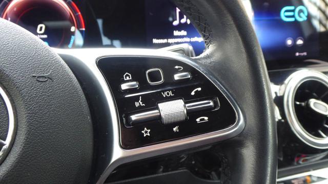 MERCEDES-BENZ GLA 250 e hybrid EQ Sport Plus