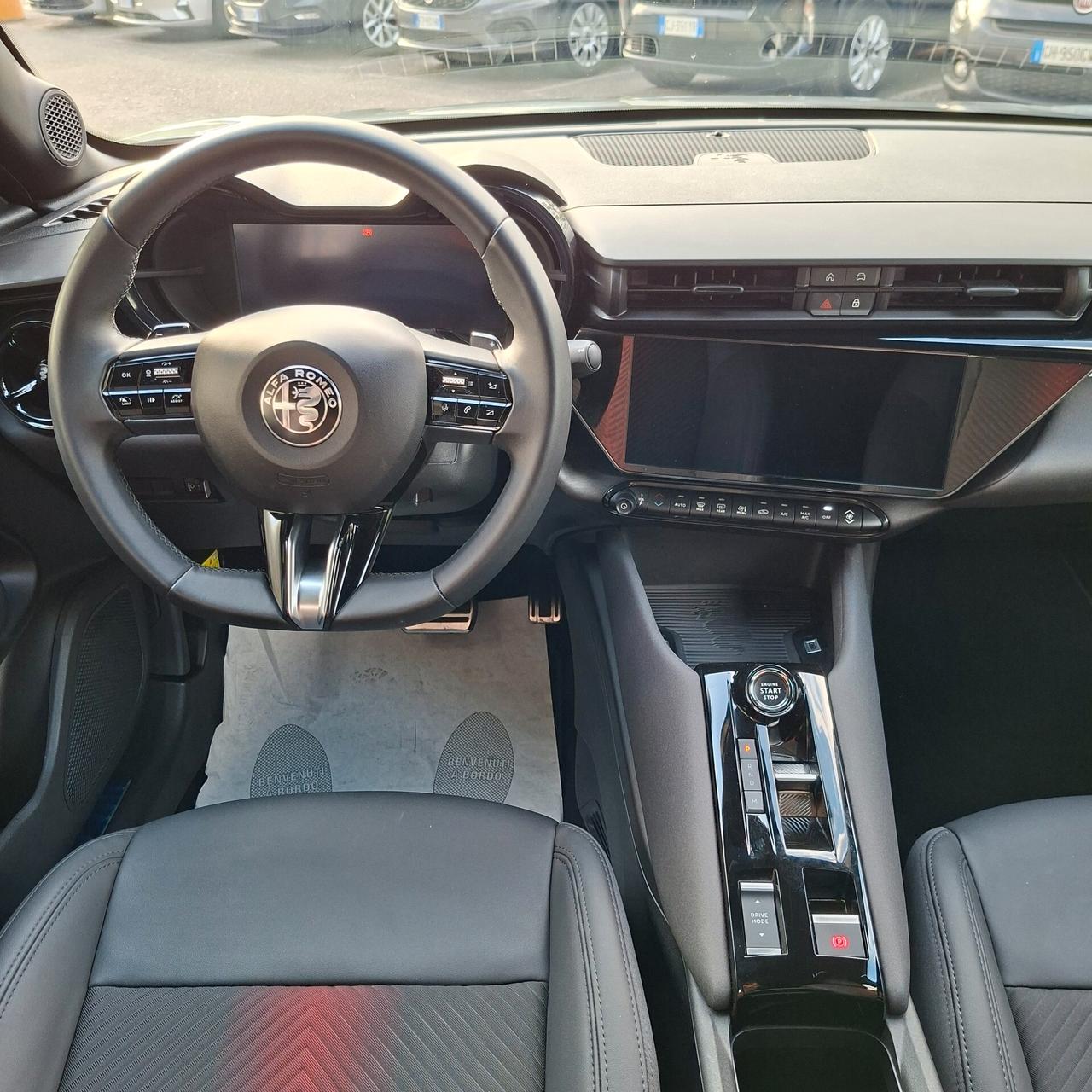 Alfa Romeo Junior 1.2 Hybrid 136cv Edct6 Speciale