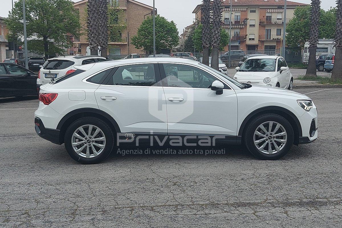 AUDI Q3 SPB 35 TDI quattro S tronic Business Plus