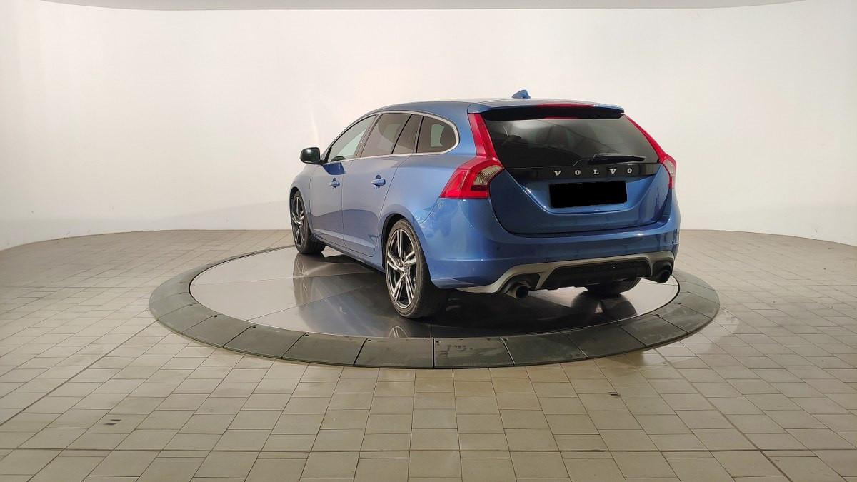 VOLVO V60 2.0 D5 Geartronic R-Design