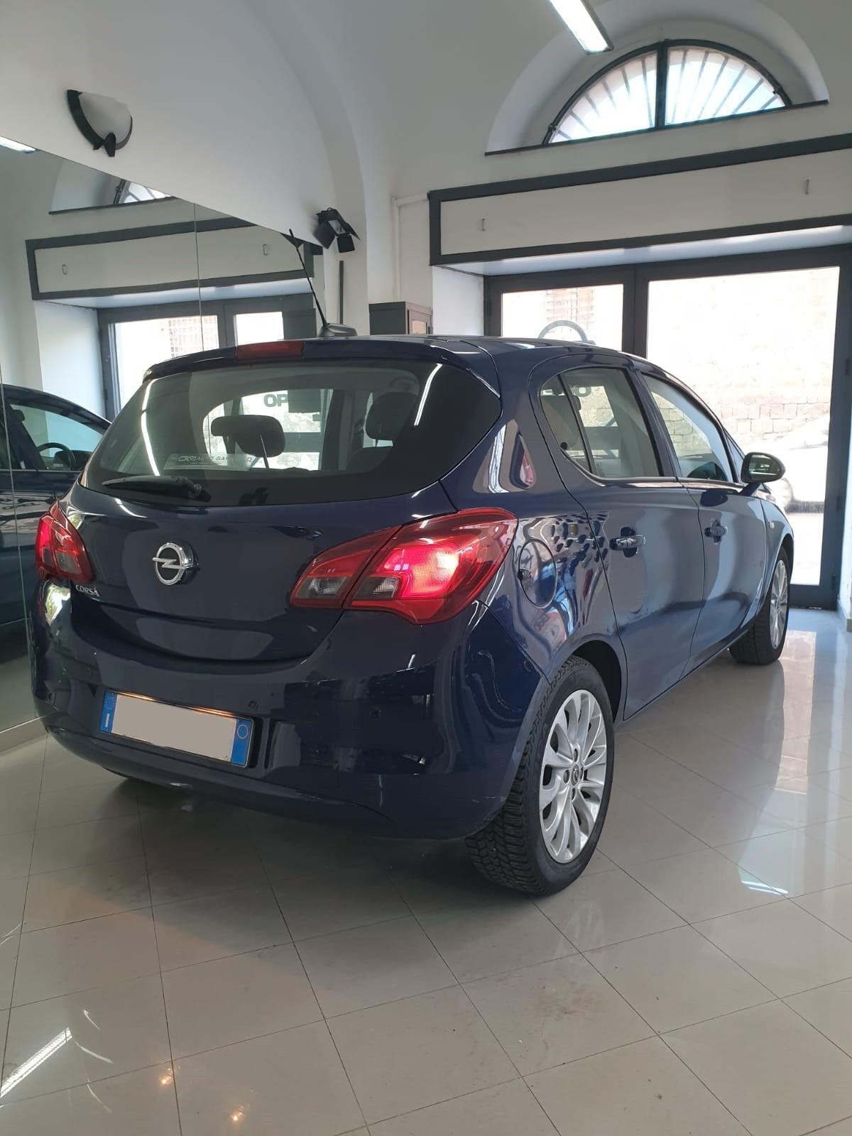 Opel Corsa 1.4 90CV GPL Tech 5 porte Innovation