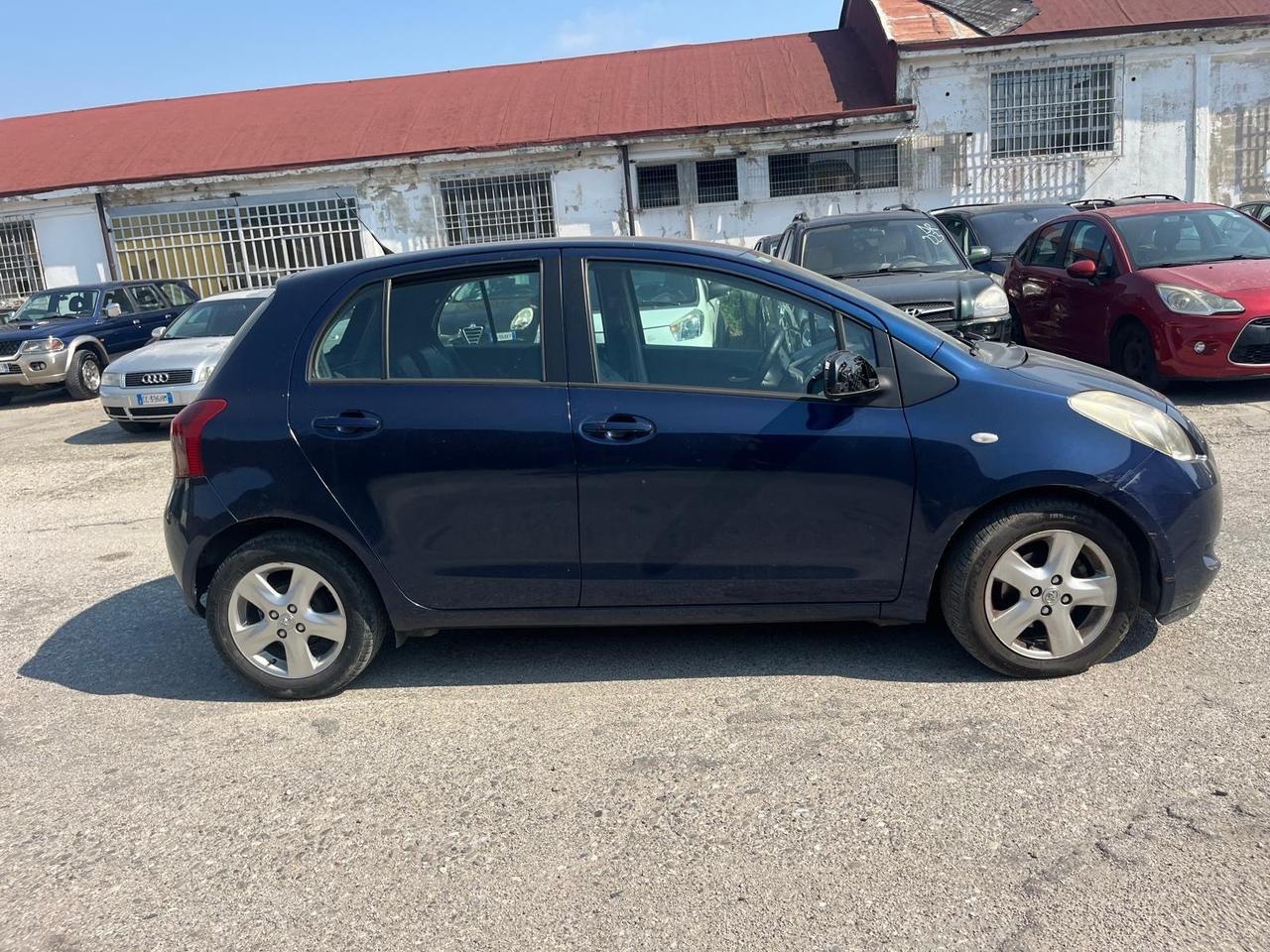 Toyota Yaris 1.3 5 porte