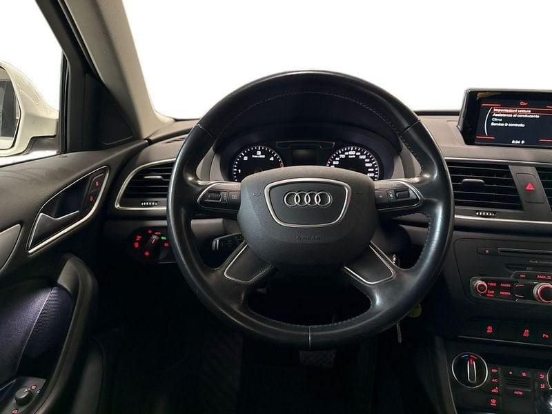 Audi Q3 2.0 tdi Business 120cv s-tronic