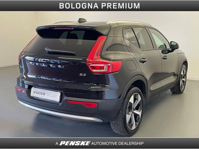 Volvo XC40 B3 automatico Core