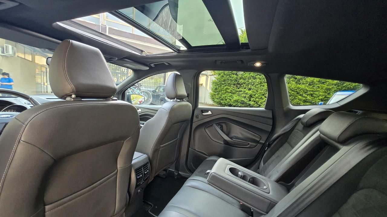 Ford Kuga 2.0 TDCI 180 CV S&S 4WD ST-Line Business