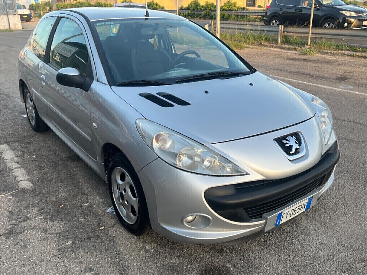 Peugeot 206 Plus 1.4 HDi 70CV - 2011