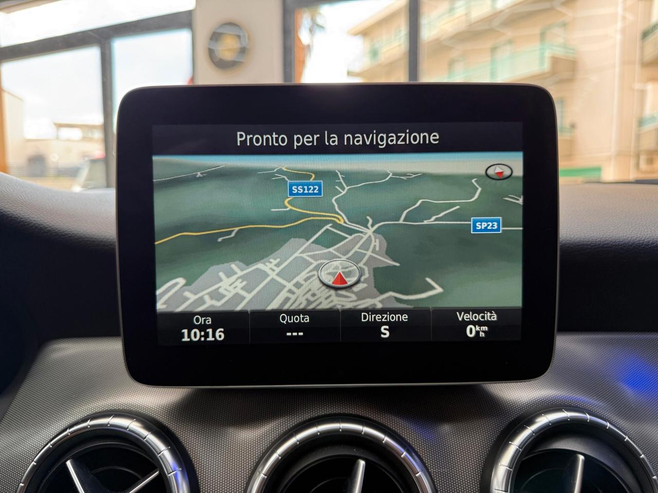 Mercedes-benz CLA 200 d Premium AMG