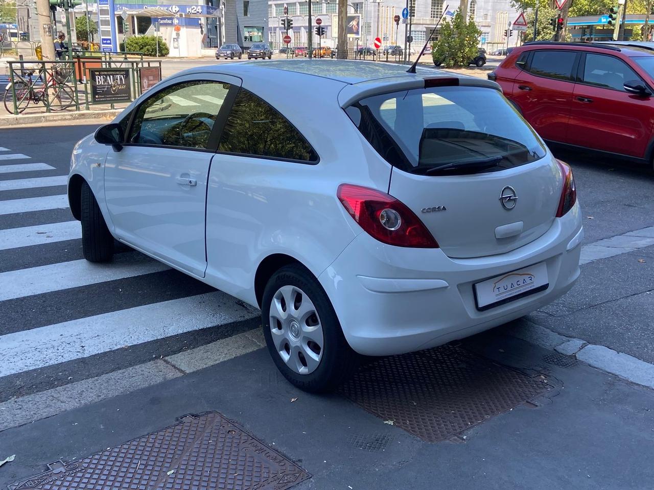 Opel Corsa Edition 1.2 Eco FLEX #11856