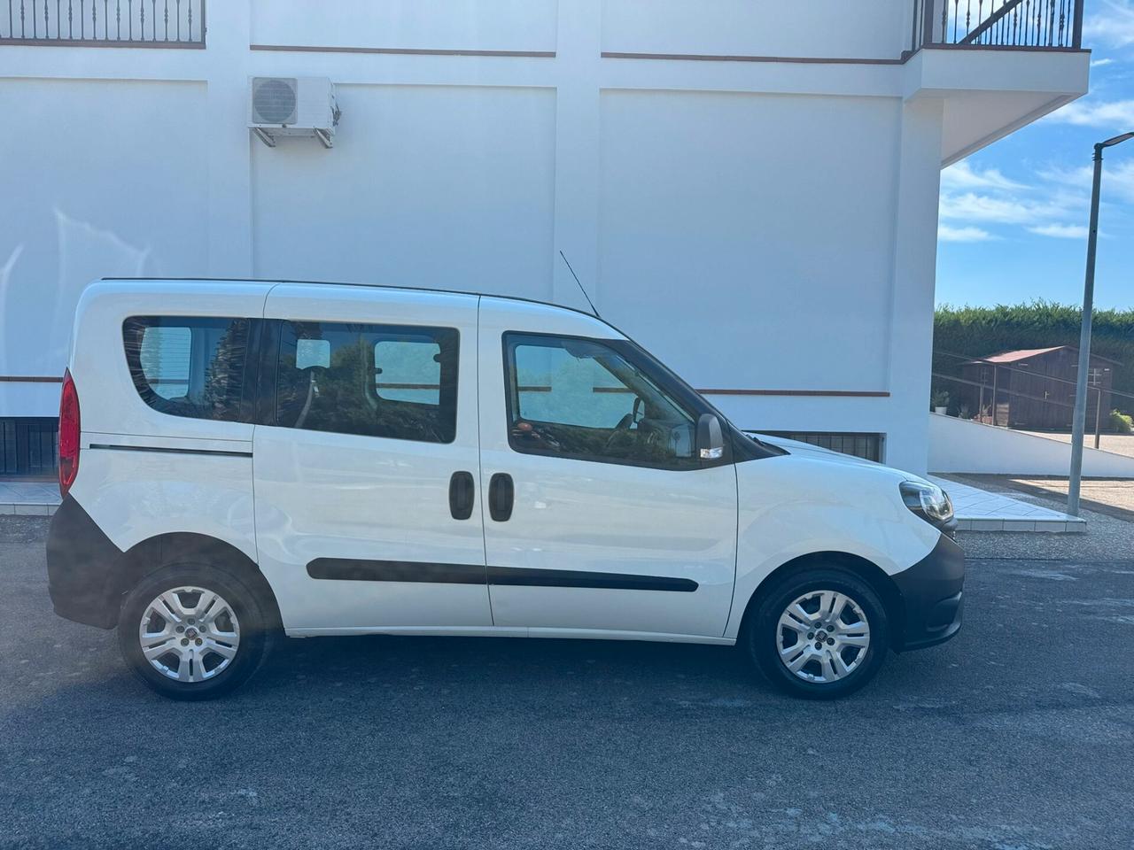 Doblò 5POSTI AUTOCARRO N1