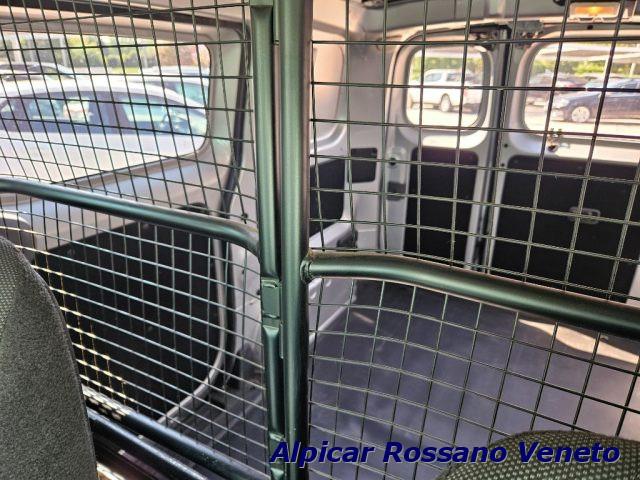 NISSAN NV200 1.6 Combi (N1)