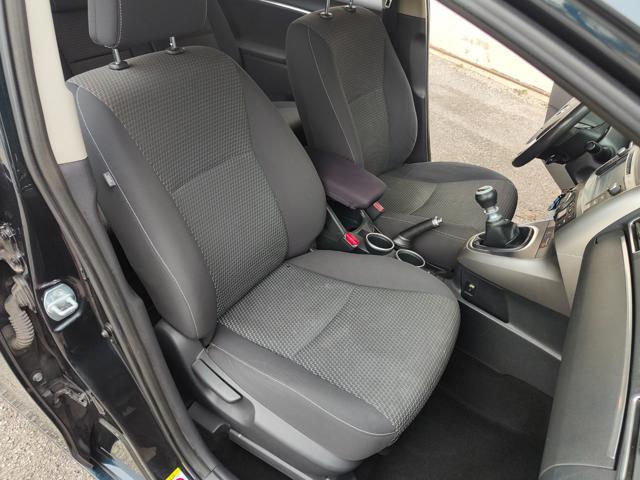 TOYOTA Verso 1.6 D-4D ( TAGLAINADI TOYOTA )