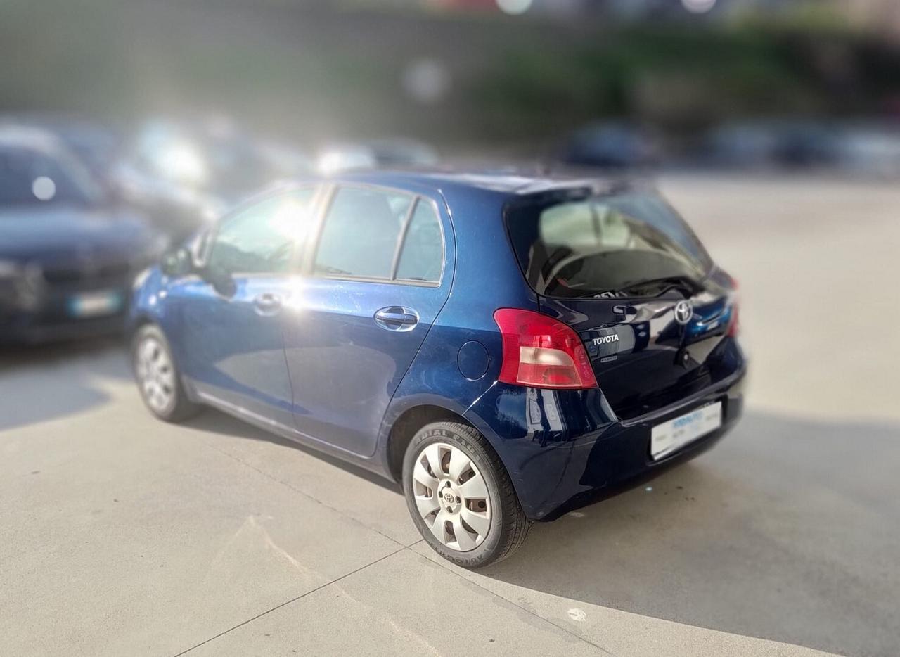 Toyota Yaris 1.0 Sol
