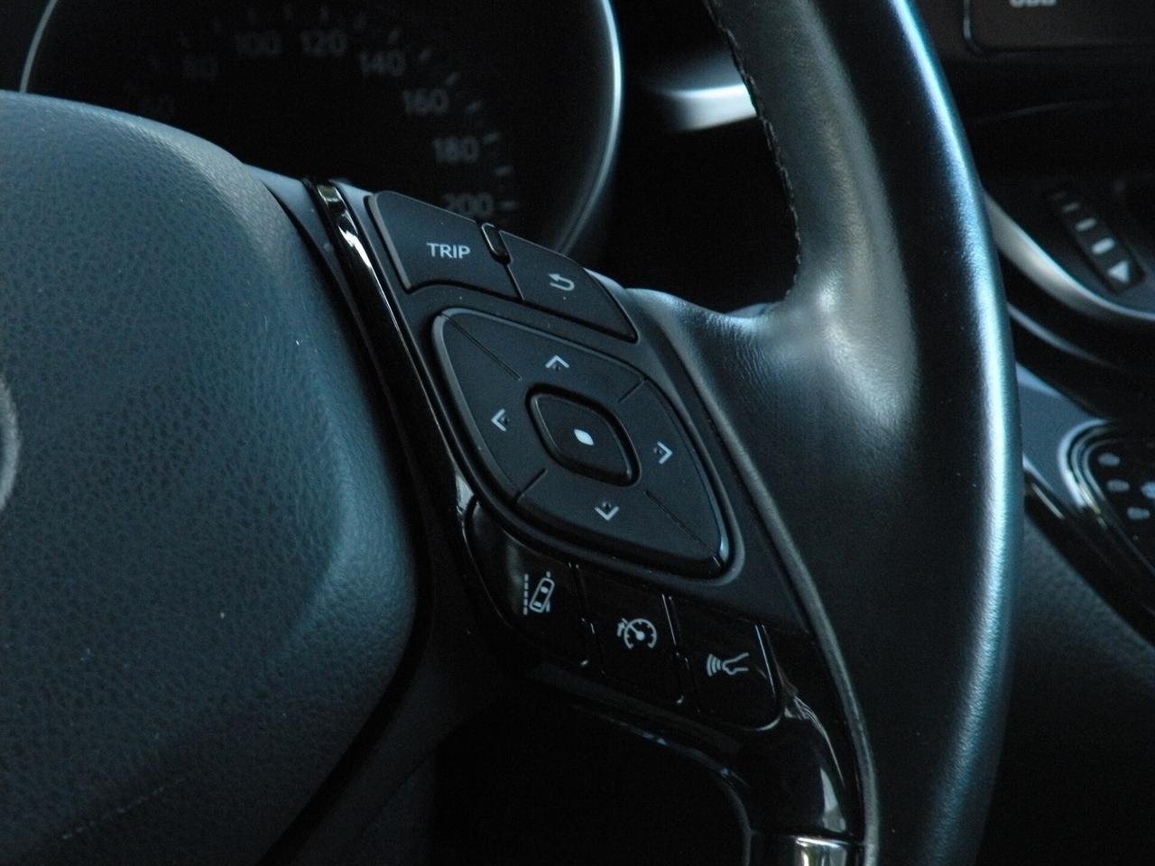 TOYOTA C-HR 1.8 Hybrid E-CVT Lounge 2019