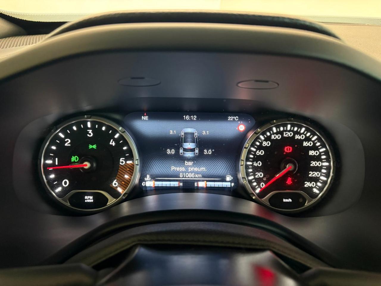 Jeep Renegade 1.6 Mjt 120 cv Night Eagle