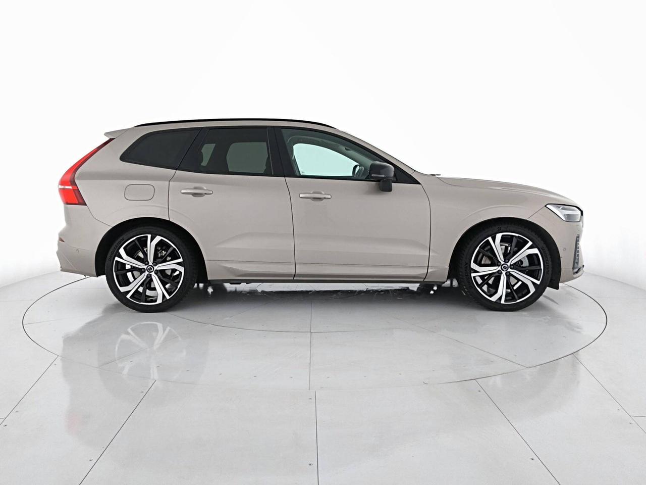 VOLVO XC60 N1 2.0 B4 d Ultimate Dark awd